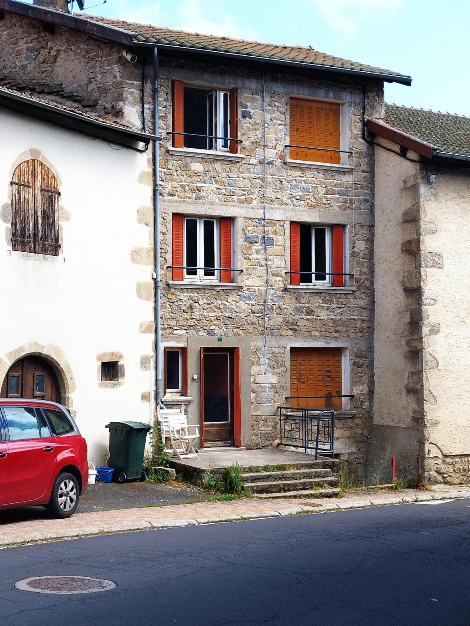 Jolie Maison De Bourg Tout Equipee 10Km D'Ambert Saint-Amant-Roche-Savine Rom bilde